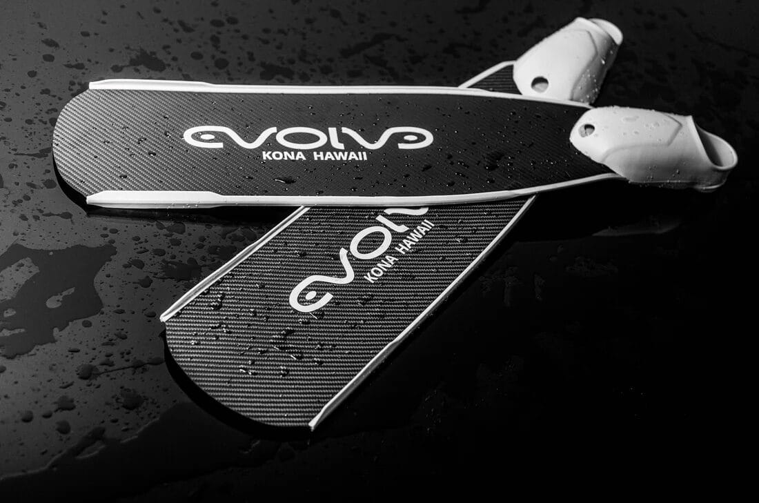 Evolve AIR 極輕量碳纖蛙鞋