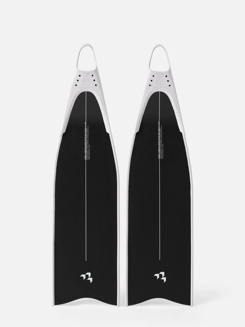 PIPER SHORT STD HP 碳纖維短蛙鞋