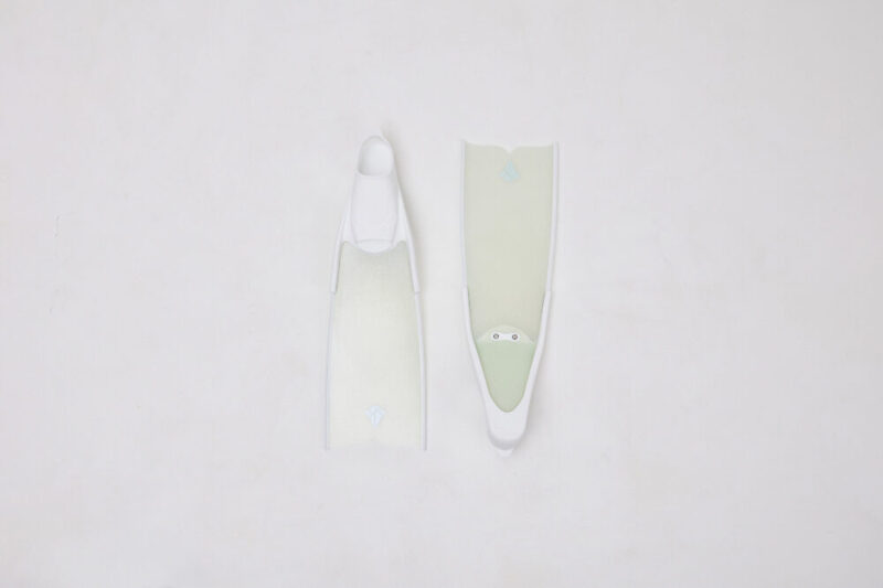 Double K White-tip 銀河(Milky Way) 玻纖短蛙鞋(40cm) 
