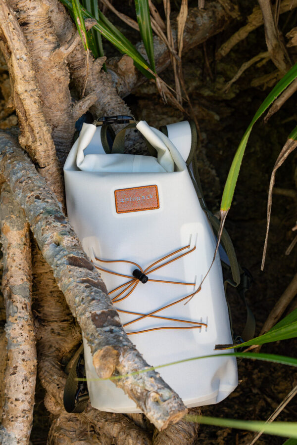 Zulupack INDY 20L 防水旅行背包TPU白色