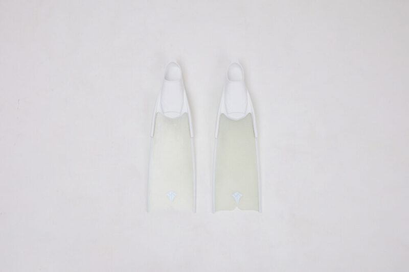 Double K White-tip 銀河(Milky Way) 玻纖短蛙鞋(40cm) 