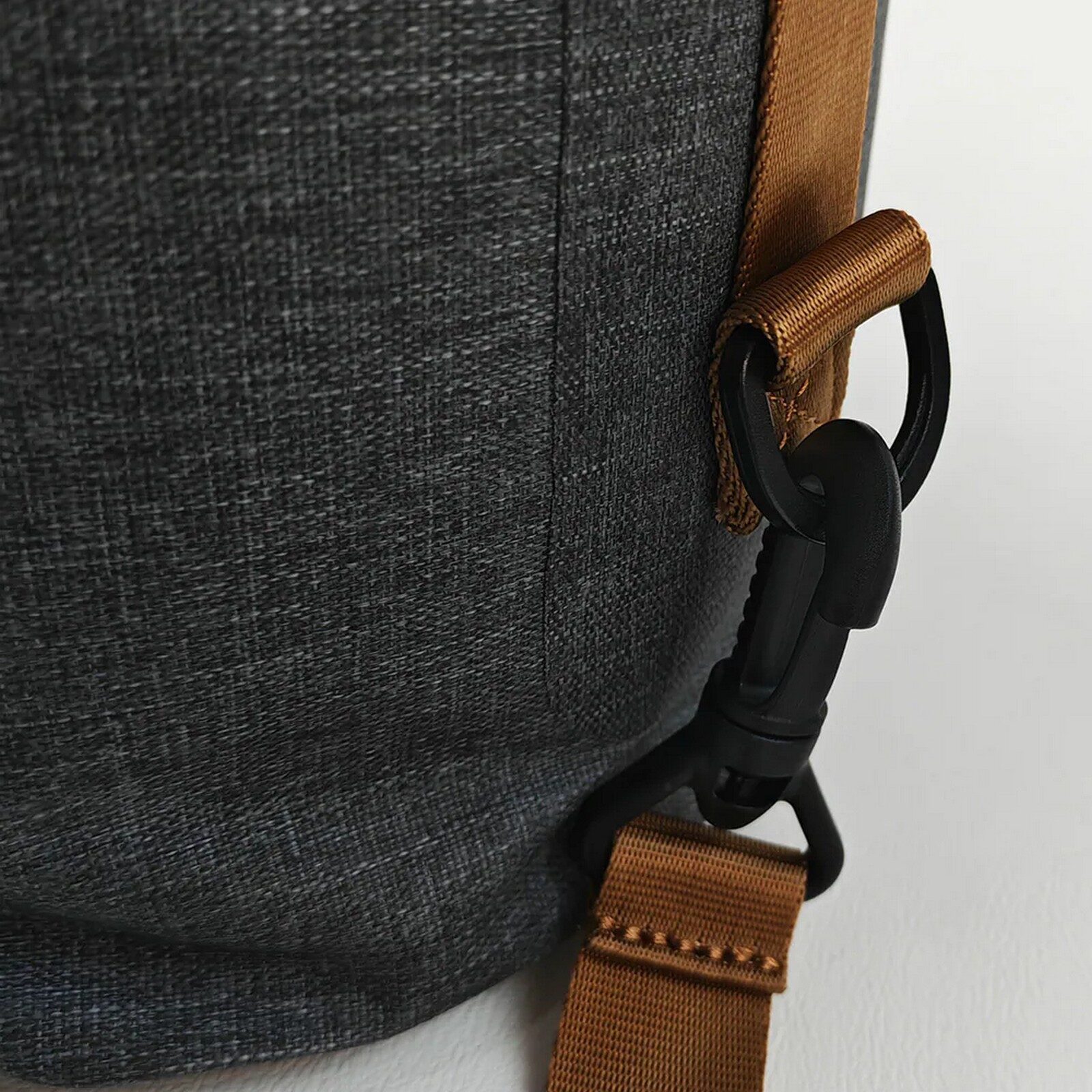 Zulupack INDY 25L 卷口密封式防水旅行背包TPU