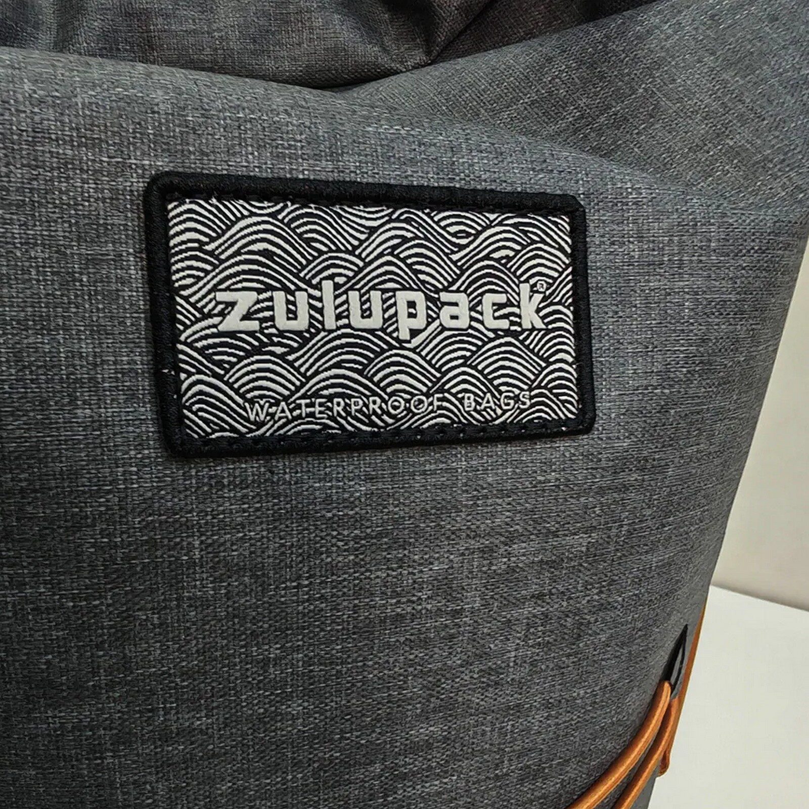 Zulupack INDY 25L 卷口密封式防水旅行背包TPU