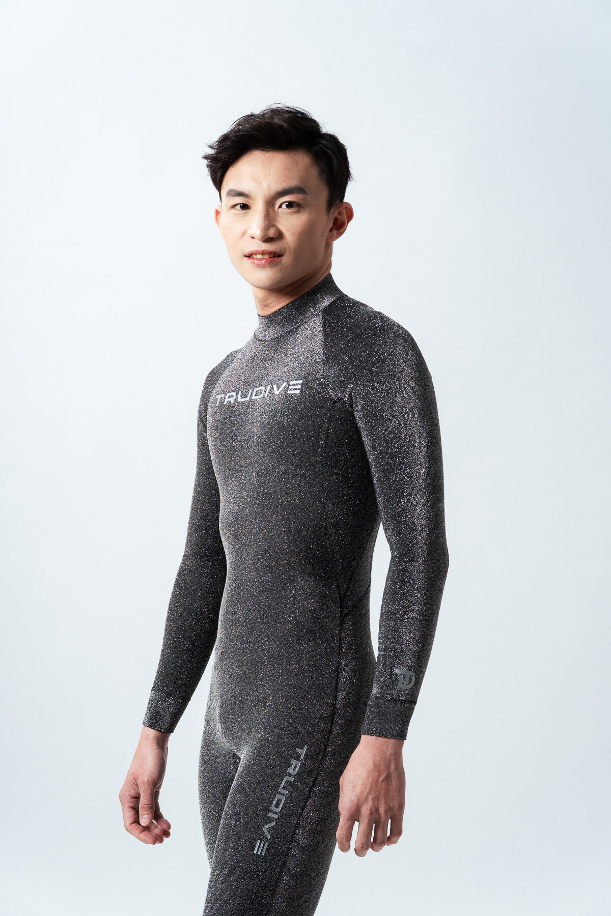 TRUDIVE【德爾芬繁星款】一件式連身防寒衣(2mm)