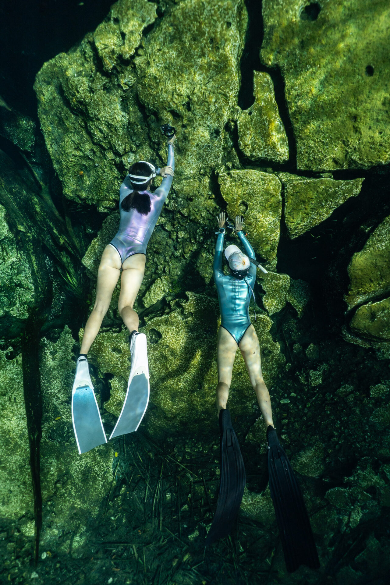 TRUDIVE【星雲系列】黑潮高領後拉鍊／海妖前拉鍊半身防寒衣