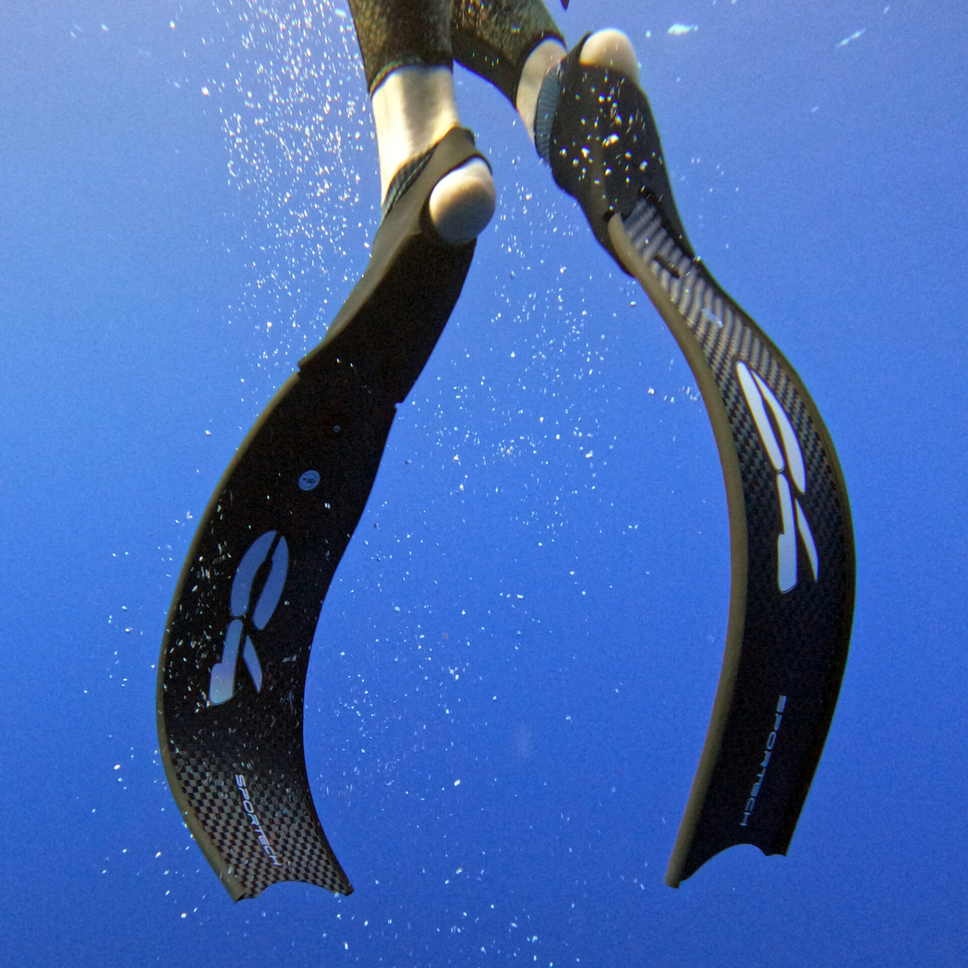 C4 Sporteh 碳纖蛙鞋