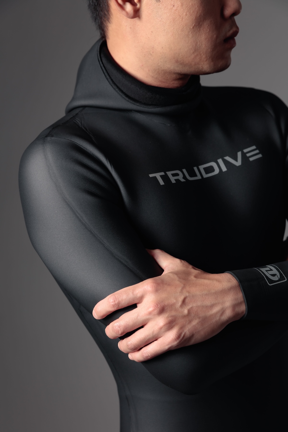 TRUDIVE 兩件式 TRUSKIN 2mm 防寒衣