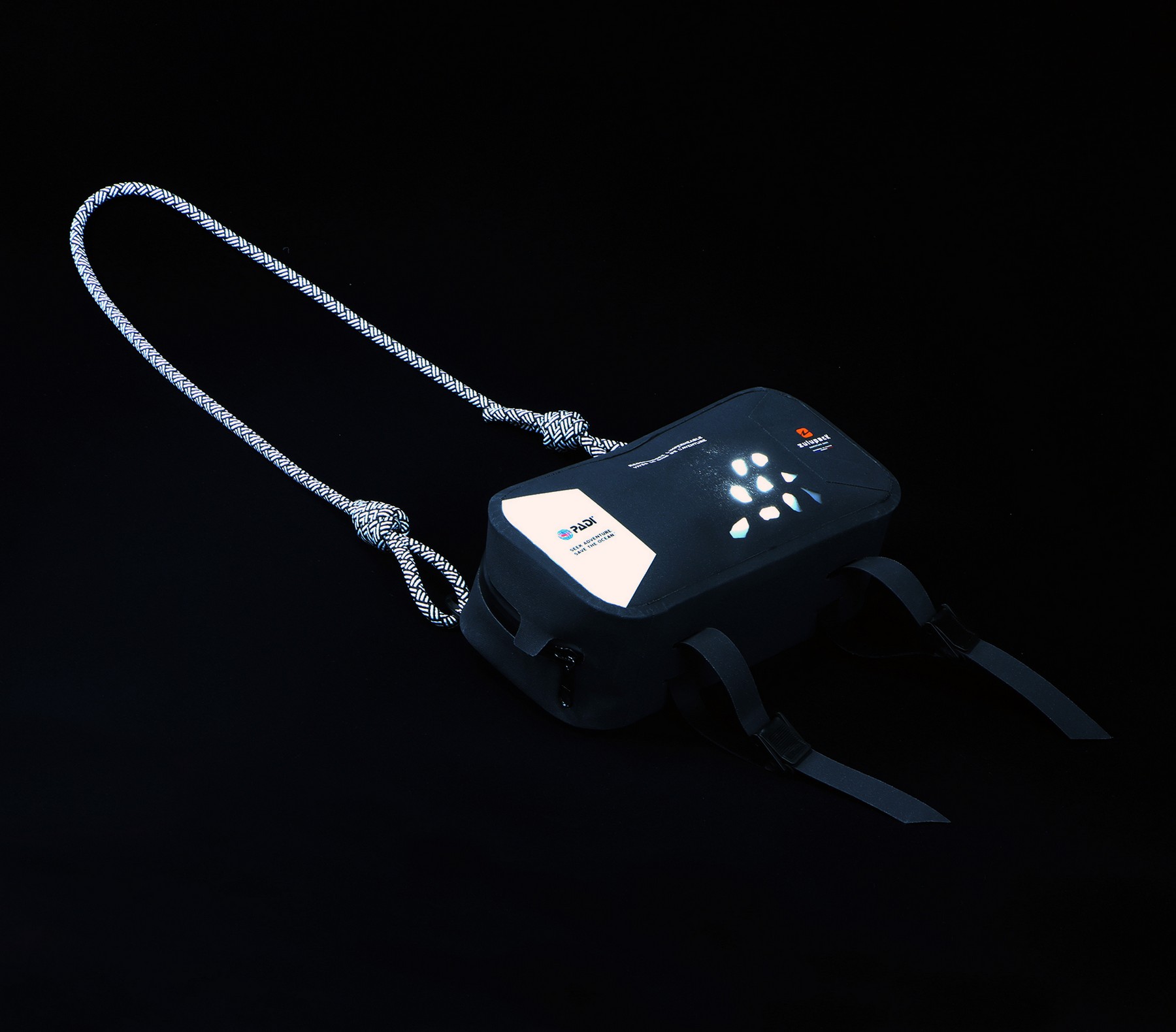 Zulupack x PADI 聯名款 | Delphinus 2L Zulupack x PADI 聯名款 | Delphinus 2L