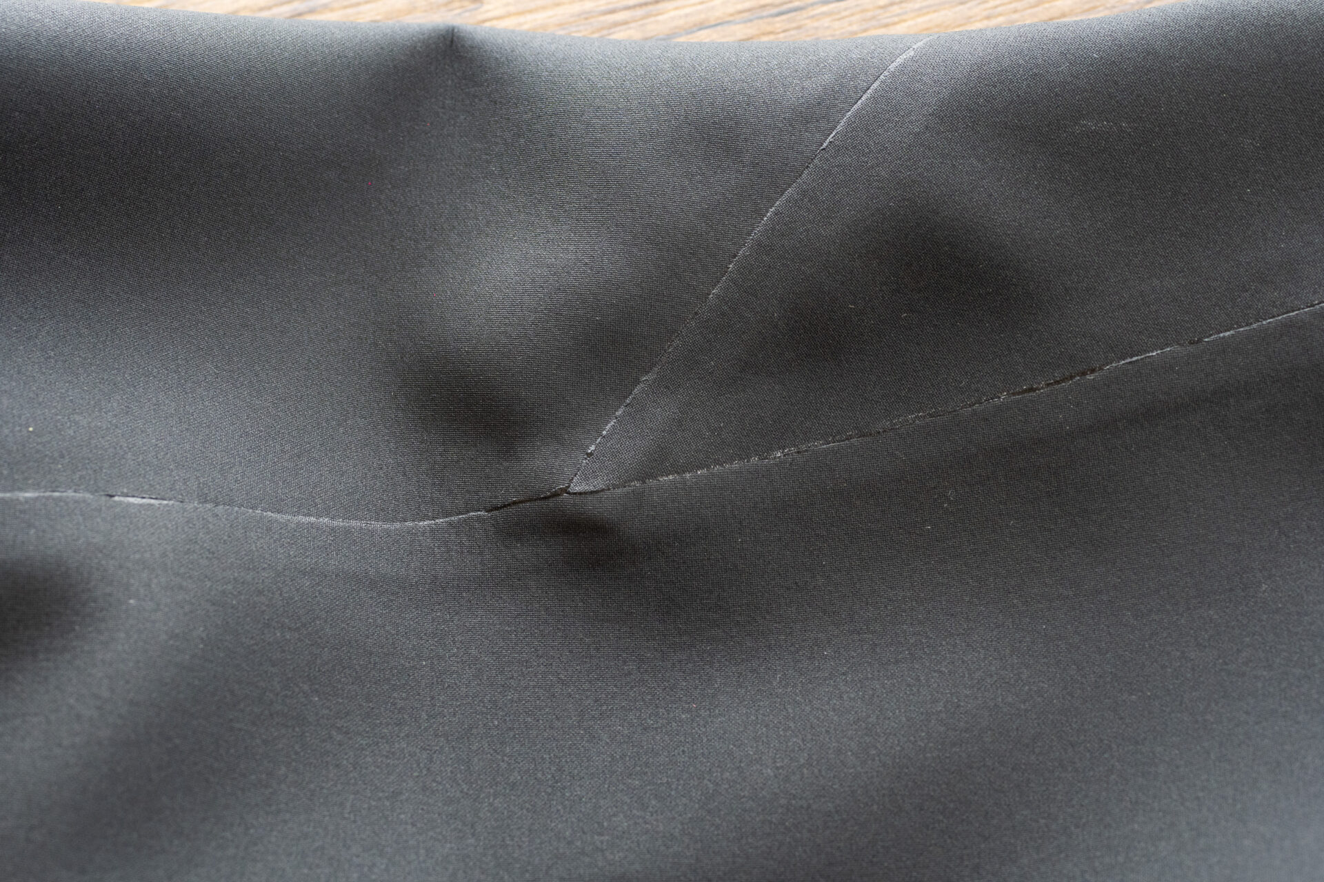 TRUDIVE【Delphin德爾芬】TRUSKIN 1mm 連身防寒衣