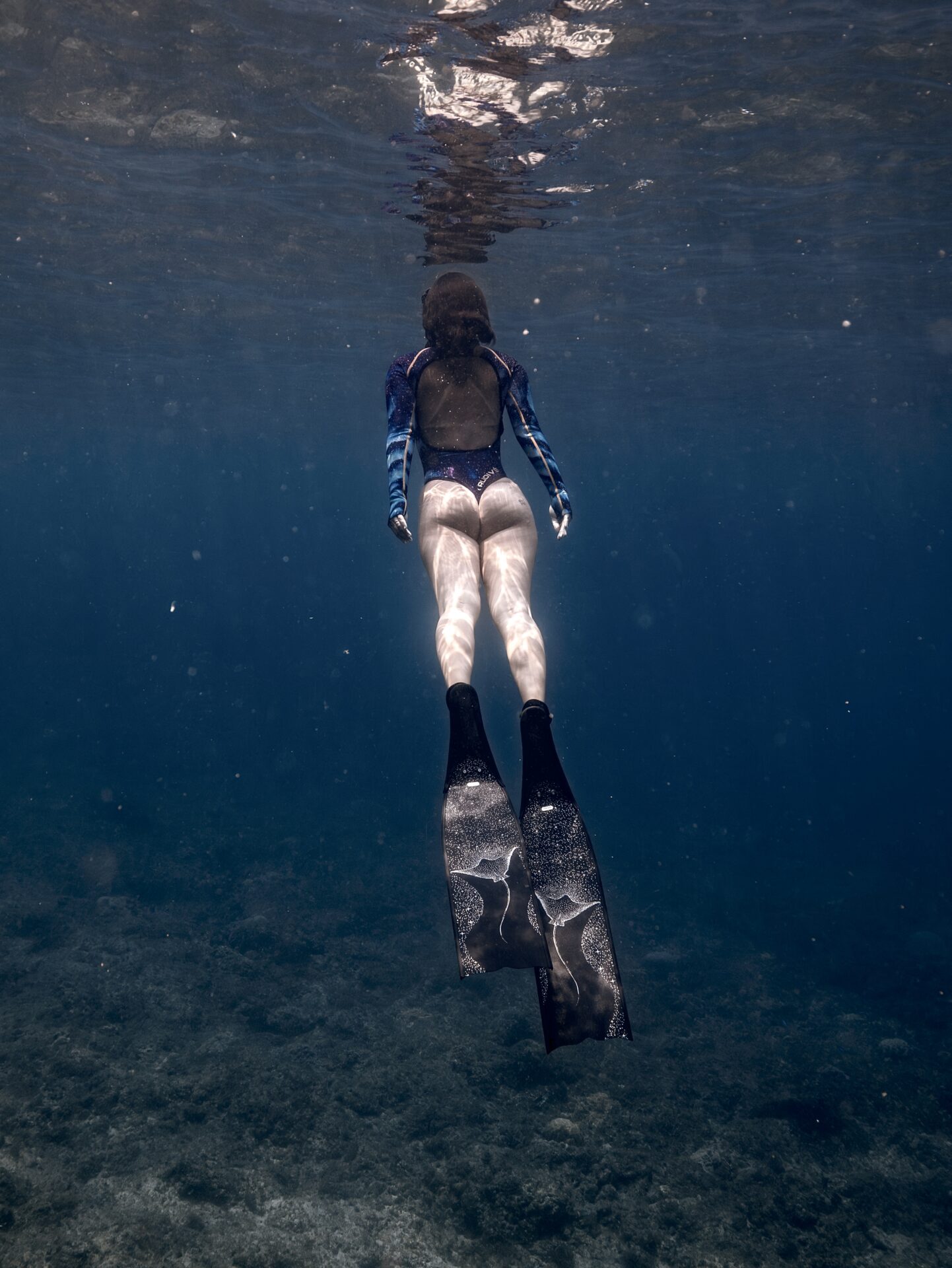 TRUDIVE 【Manta 星空】碳纖維長蛙鞋